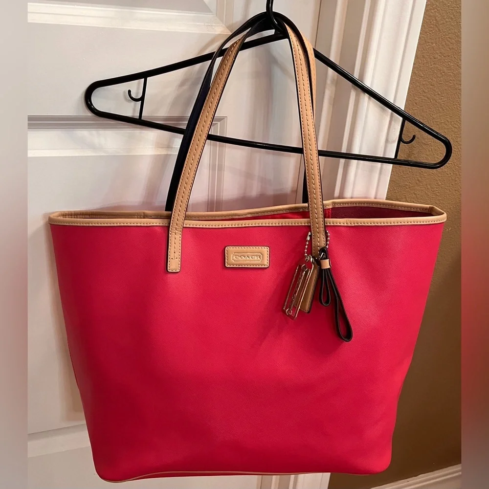 Coach Park Metro leather tote pomegranate pink EUC - Picture 6 of 16